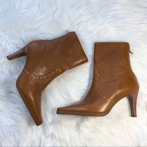 Brown Leather heeled boots by Unisa